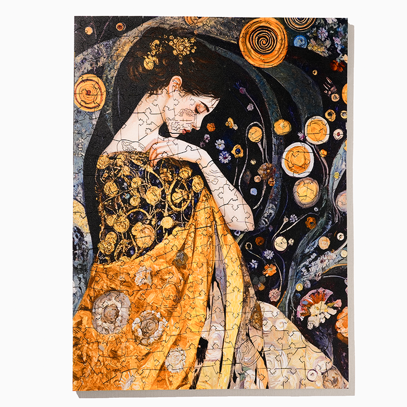 Elegant Woman - Wooden Jigsaw Puzzle