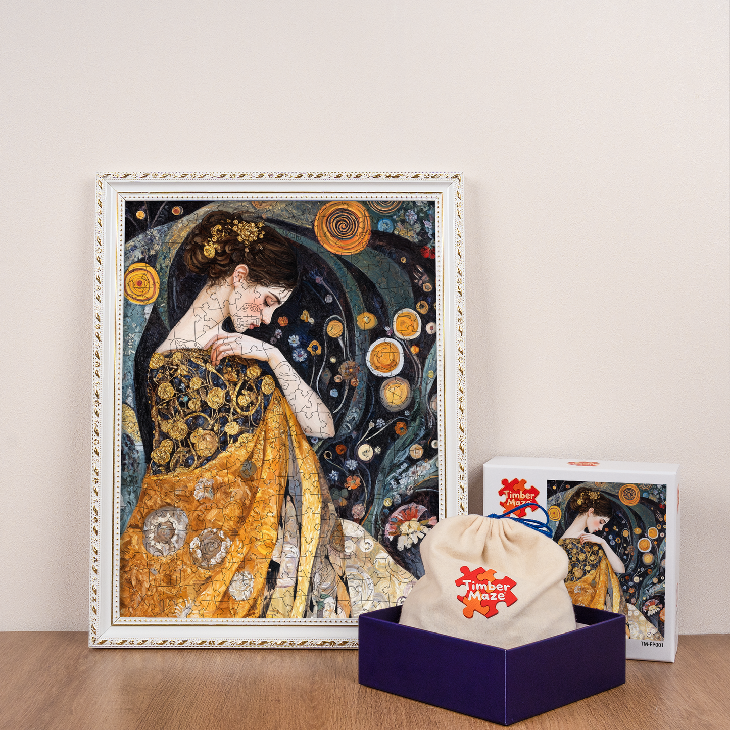 Elegant Woman - Wooden Jigsaw Puzzle